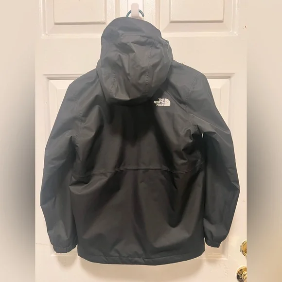 The North Face Kids Black jacket Size 10/12 - Picture 2 of 5